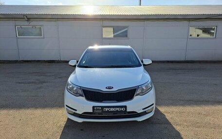 KIA Rio III рестайлинг, 2015 год, 949 000 рублей, 2 фотография