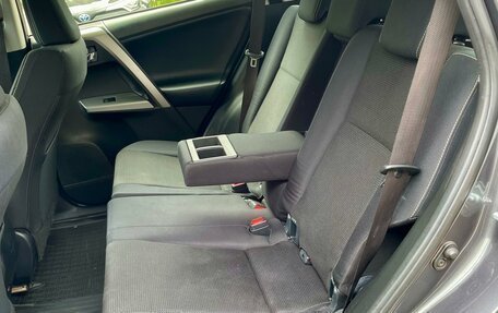 Toyota RAV4, 2016 год, 2 299 000 рублей, 19 фотография
