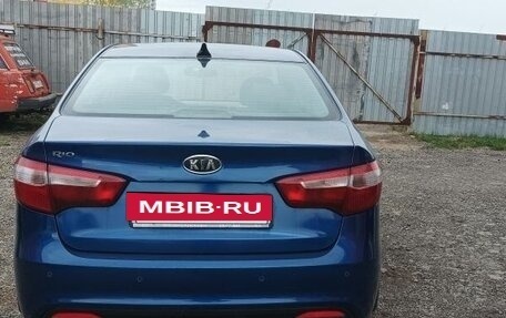 KIA Rio III рестайлинг, 2011 год, 650 000 рублей, 2 фотография