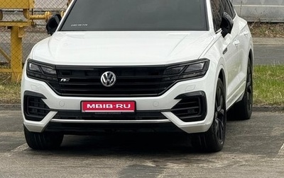 Volkswagen Touareg III, 2018 год, 5 450 000 рублей, 1 фотография