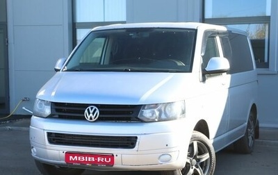 Volkswagen Caravelle T5, 2013 год, 1 740 000 рублей, 1 фотография