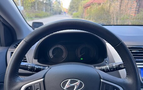 Hyundai Solaris II рестайлинг, 2012 год, 899 000 рублей, 9 фотография