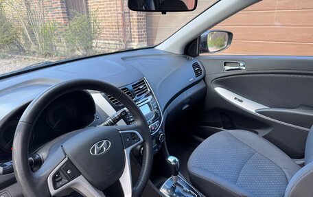 Hyundai Solaris II рестайлинг, 2012 год, 899 000 рублей, 11 фотография