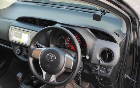 Toyota Vitz, 2014 год, 765 000 рублей, 11 фотография