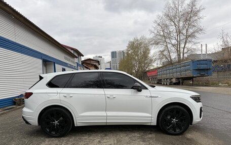 Volkswagen Touareg III, 2018 год, 5 450 000 рублей, 5 фотография