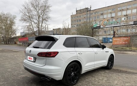 Volkswagen Touareg III, 2018 год, 5 450 000 рублей, 6 фотография