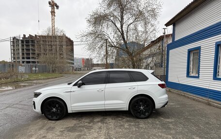 Volkswagen Touareg III, 2018 год, 5 450 000 рублей, 9 фотография