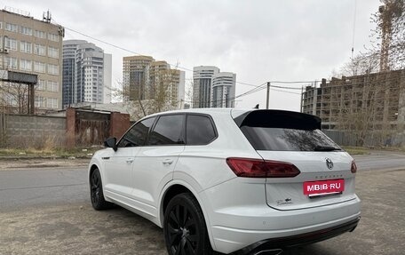 Volkswagen Touareg III, 2018 год, 5 450 000 рублей, 8 фотография