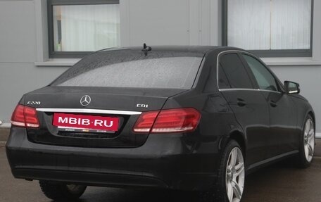 Mercedes-Benz E-Класс, 2014 год, 1 426 000 рублей, 5 фотография