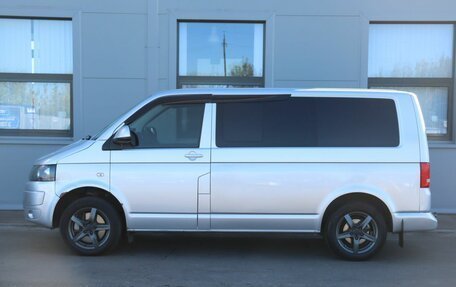 Volkswagen Caravelle T5, 2013 год, 1 740 000 рублей, 8 фотография