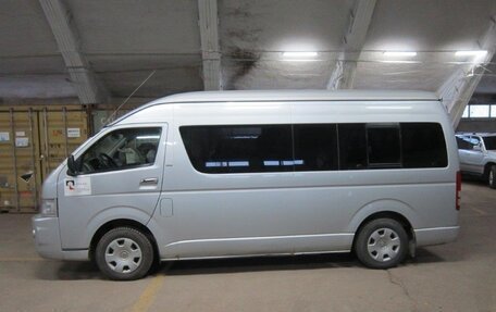 Toyota HiAce H200, 2005 год, 1 300 000 рублей, 4 фотография