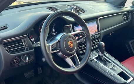 Porsche Macan I рестайлинг, 2021 год, 3 900 000 рублей, 5 фотография