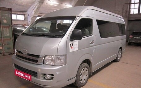 Toyota HiAce H200, 2005 год, 1 300 000 рублей, 3 фотография