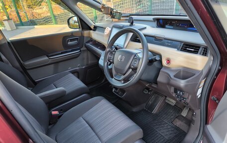 Honda Freed II, 2017 год, 1 680 000 рублей, 11 фотография
