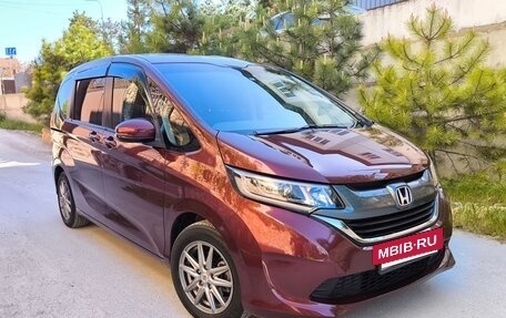 Honda Freed II, 2017 год, 1 680 000 рублей, 5 фотография