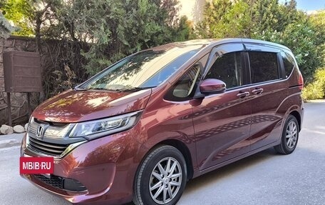 Honda Freed II, 2017 год, 1 680 000 рублей, 8 фотография