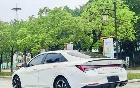Hyundai Elantra, 2022 год, 1 530 000 рублей, 6 фотография