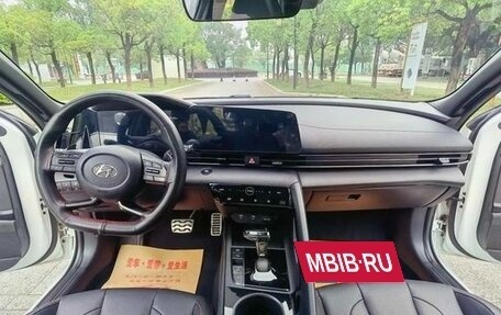 Hyundai Elantra, 2022 год, 1 530 000 рублей, 10 фотография
