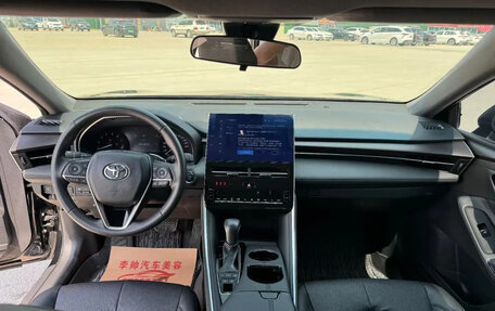 Toyota Avalon, 2022 год, 2 740 000 рублей, 4 фотография