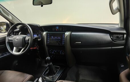 Toyota Fortuner II, 2018 год, 3 088 000 рублей, 13 фотография