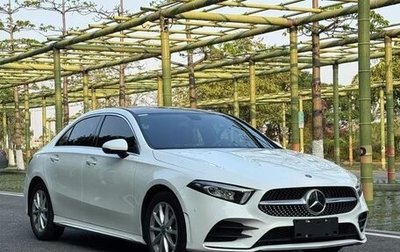 Mercedes-Benz A-Класс, 2020 год, 1 700 300 рублей, 1 фотография
