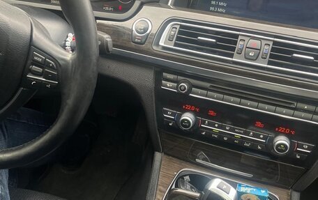 BMW 7 серия, 2014 год, 2 050 000 рублей, 6 фотография
