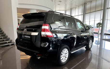 Toyota Land Cruiser Prado 150 рестайлинг 2, 2016 год, 3 745 000 рублей, 5 фотография