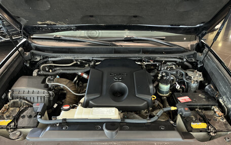 Toyota Land Cruiser Prado 150 рестайлинг 2, 2016 год, 3 745 000 рублей, 9 фотография