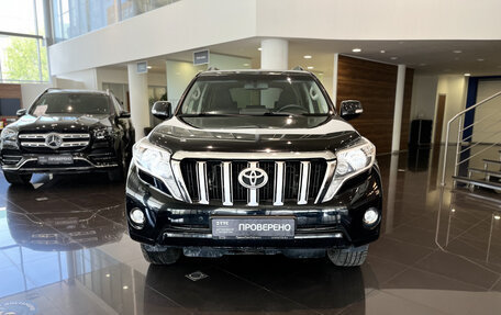 Toyota Land Cruiser Prado 150 рестайлинг 2, 2016 год, 3 745 000 рублей, 2 фотография