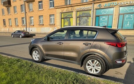 KIA Sportage IV рестайлинг, 2016 год, 1 930 000 рублей, 6 фотография