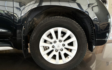 Toyota Land Cruiser Prado 150 рестайлинг 2, 2016 год, 3 745 000 рублей, 18 фотография