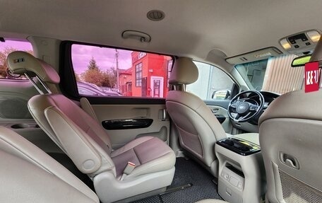 KIA Carnival III, 2018 год, 2 790 000 рублей, 22 фотография