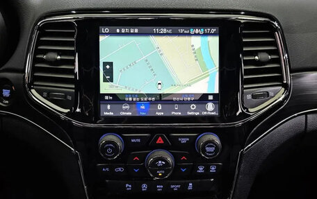 Jeep Cherokee, 2021 год, 6 500 000 рублей, 14 фотография