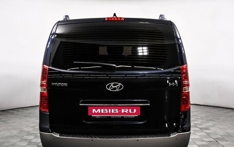 Hyundai H-1 II рестайлинг, 2021 год, 3 487 000 рублей, 6 фотография