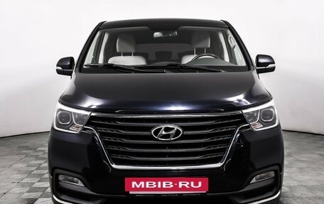 Hyundai H-1 II рестайлинг, 2021 год, 3 487 000 рублей, 2 фотография