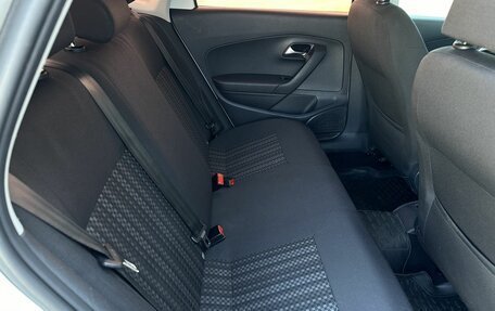 Volkswagen Polo VI (EU Market), 2015 год, 950 000 рублей, 12 фотография
