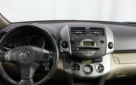 Toyota RAV4, 2005 год, 1 079 000 рублей, 14 фотография