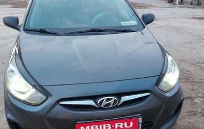 Hyundai Solaris II рестайлинг, 2011 год, 415 000 рублей, 1 фотография