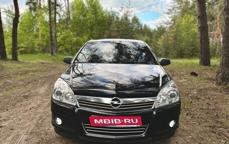 Opel Astra H, 2008 год, 650 000 рублей, 1 фотография