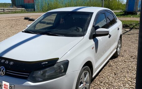 Volkswagen Polo VI (EU Market), 2012 год, 750 000 рублей, 3 фотография
