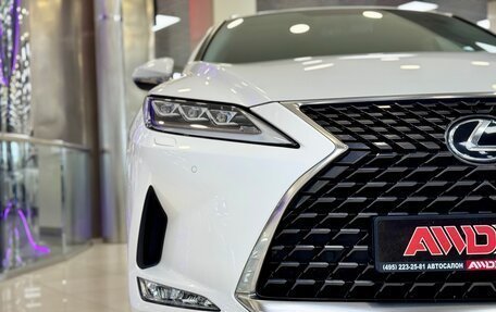 Lexus RX IV рестайлинг, 2021 год, 5 900 000 рублей, 6 фотография