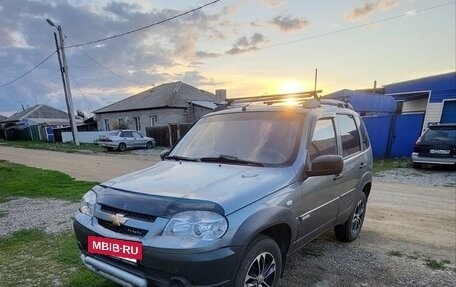 Chevrolet Niva I рестайлинг, 2012 год, 650 000 рублей, 2 фотография