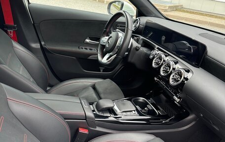 Mercedes-Benz A-Класс AMG, 2021 год, 4 100 000 рублей, 10 фотография