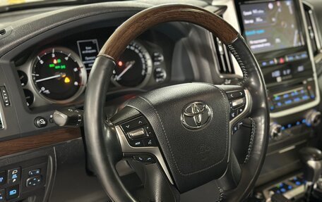 Toyota Land Cruiser 200, 2018 год, 8 200 000 рублей, 19 фотография