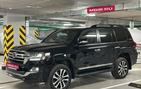 Toyota Land Cruiser 200, 2018 год, 8 200 000 рублей, 12 фотография