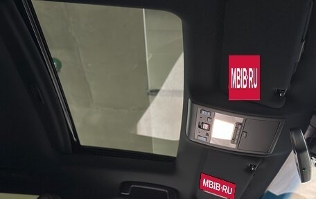 Toyota Land Cruiser 200, 2018 год, 8 200 000 рублей, 30 фотография