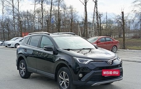 Toyota RAV4, 2017 год, 2 812 500 рублей, 3 фотография