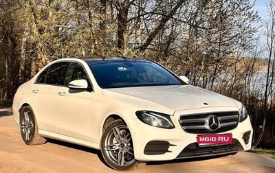 Mercedes-Benz E-Класс, 2019 год, 4 300 000 рублей, 1 фотография