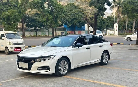 Honda Accord IX рестайлинг, 2020 год, 1 780 000 рублей, 1 фотография