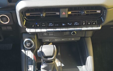 Toyota Land Cruiser Prado, 2024 год, 12 750 000 рублей, 14 фотография